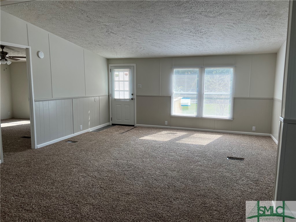 409 Hummingbird Lane Springfield, GA 31329 - Photo 8 of 21