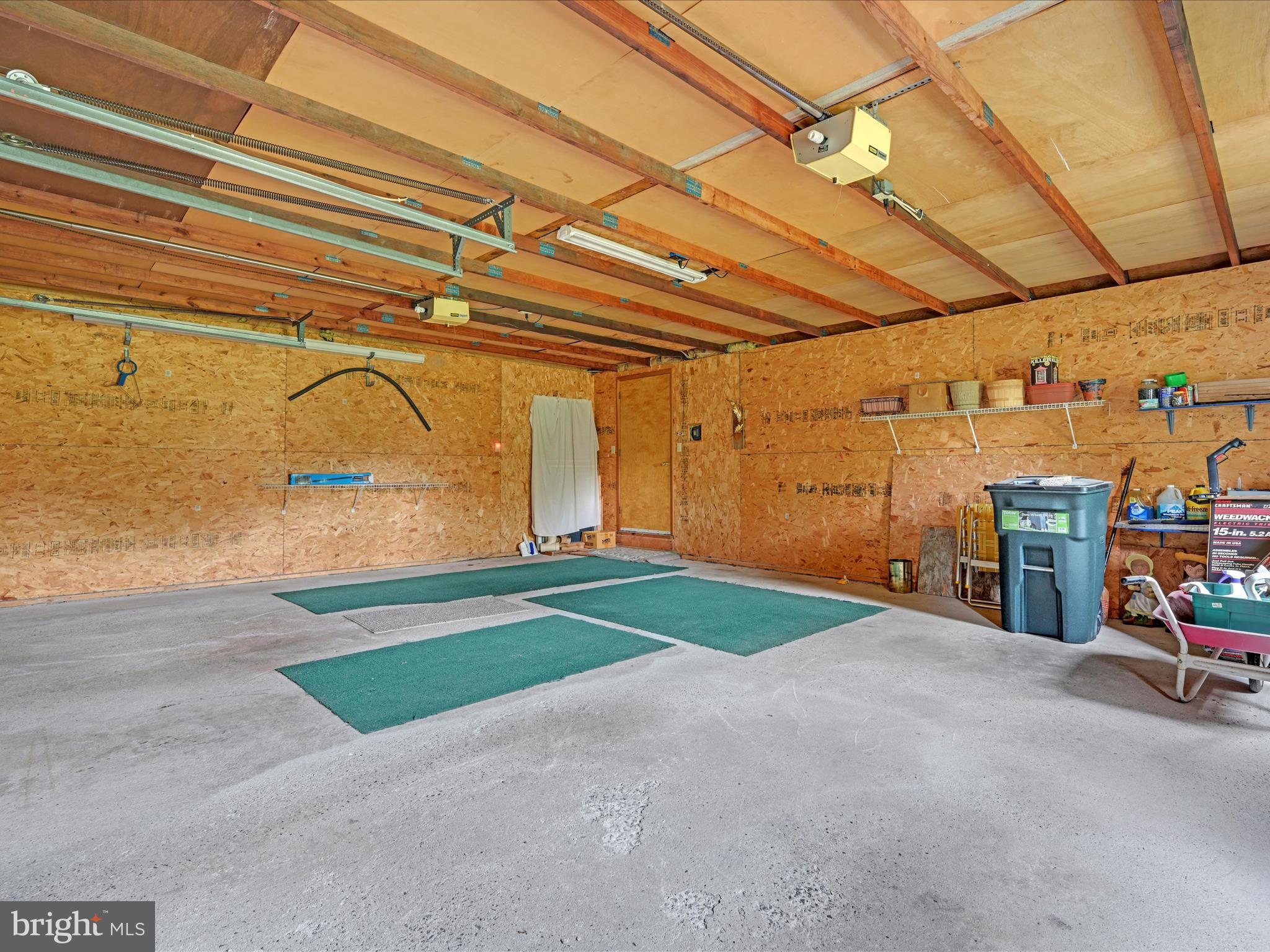 858 Hill Road Ashland, PA 17921 - Photo 23 of 41 a view of a garage