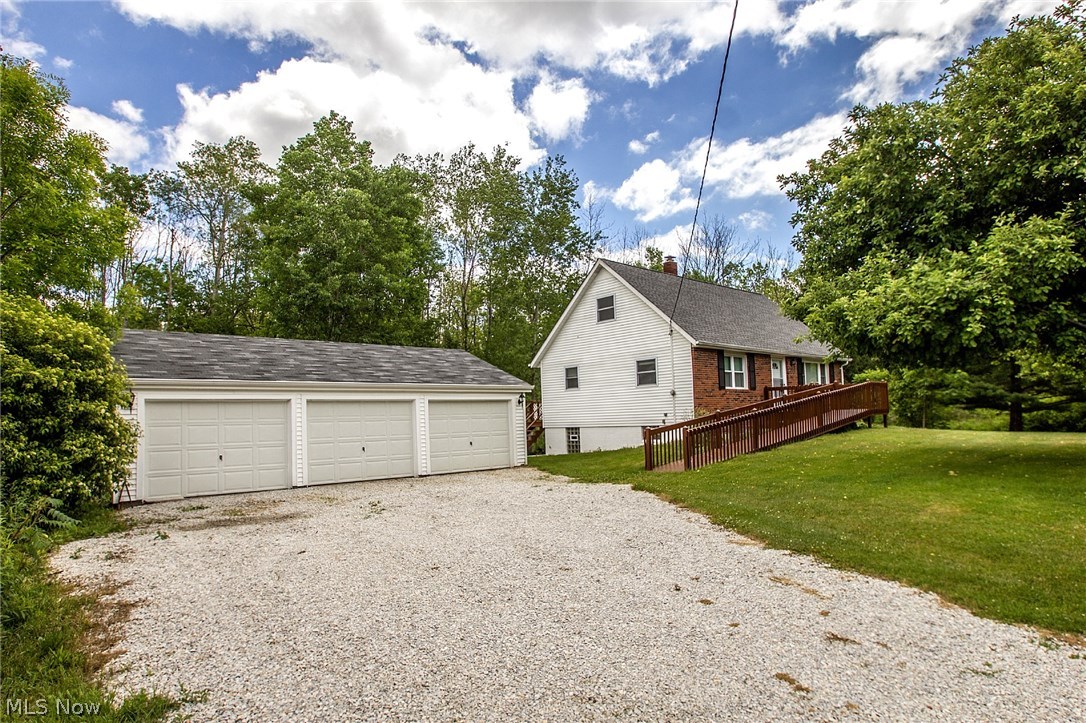 16635 Messenger Road Chagrin Falls, OH 44023 - Photo 3 of 35