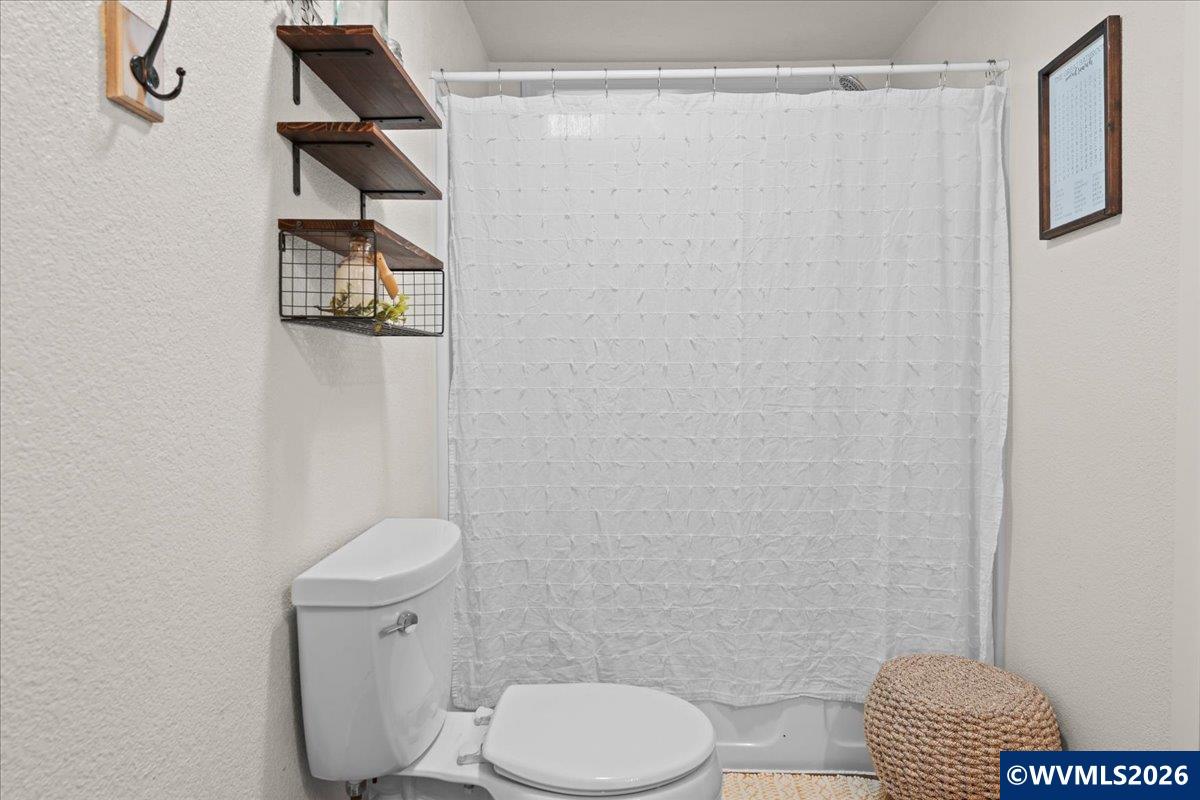 135 Steelhammer Road Silverton, OR 97381 - Photo 25 of 40 Gallery Image 25
