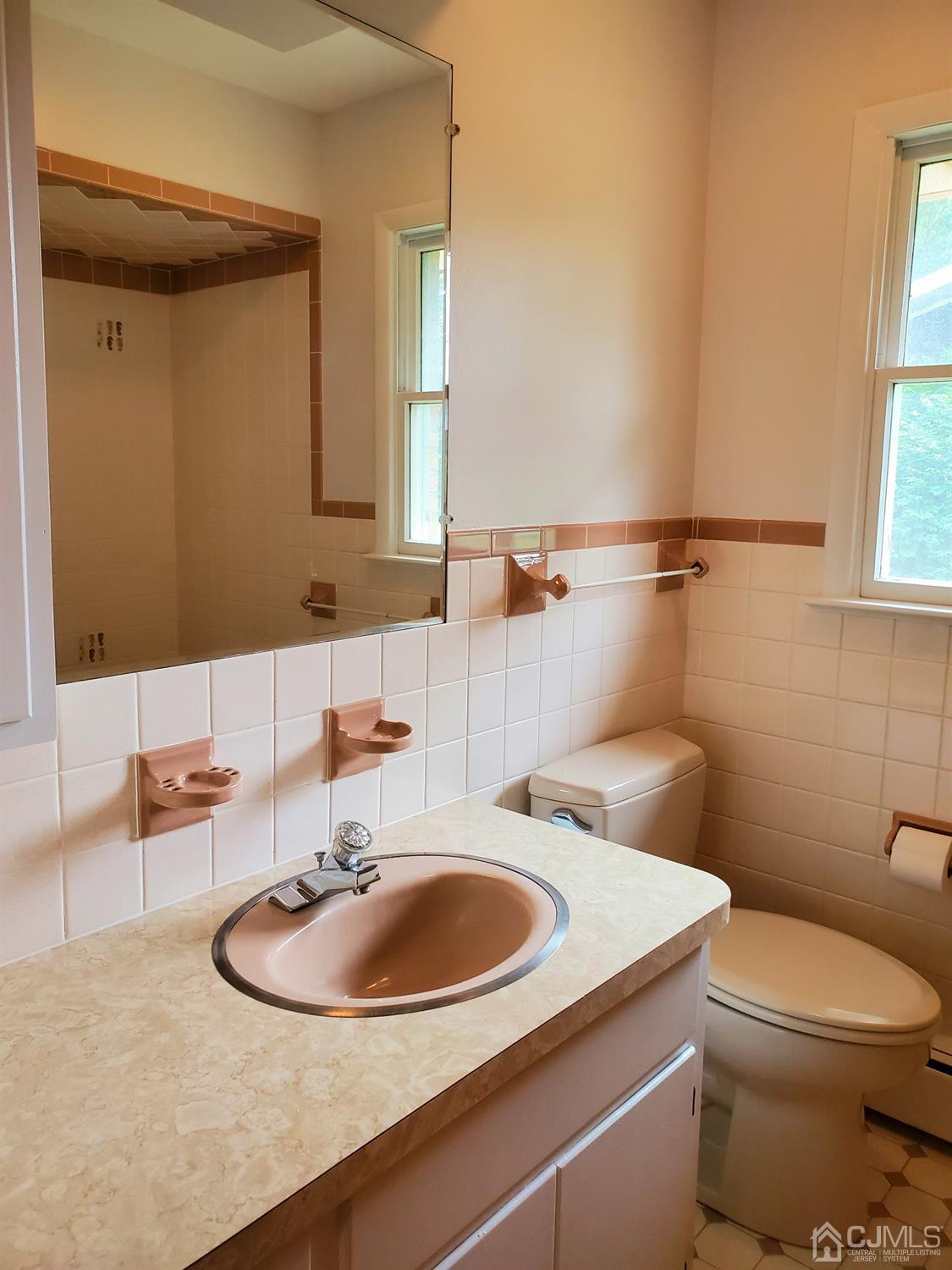 10 Oakridge Road Washington, NJ 07882 - Photo 6 of 23 Gallery Image 6