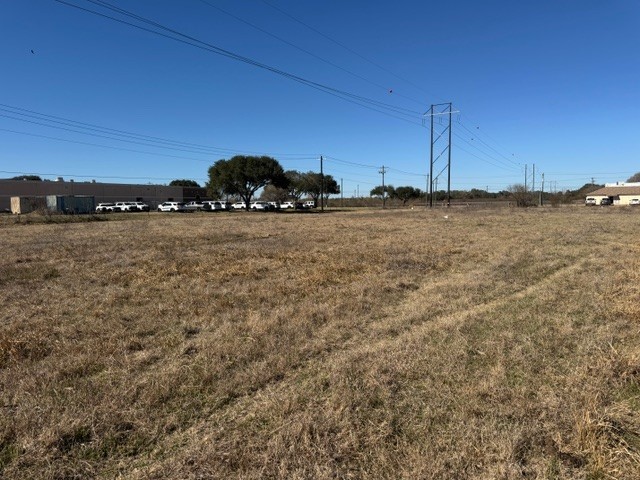 2119 Walnut Street Columbus, TX 78934 - Photo 7 of 12