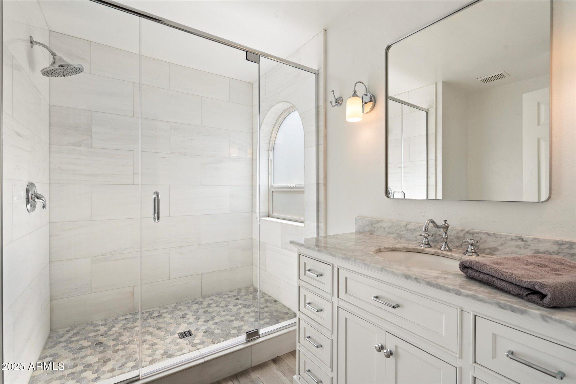 8338 East San Rafael Drive Scottsdale, AZ 85258 - Photo 12 of 26 12-103205016