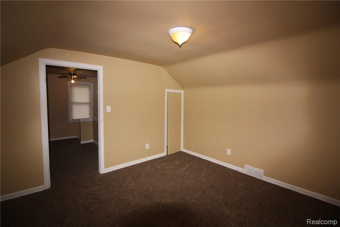 16752 Evergreen Road Detroit, MI 48219 - Photo 16 of 17 IMG_1302.JPG