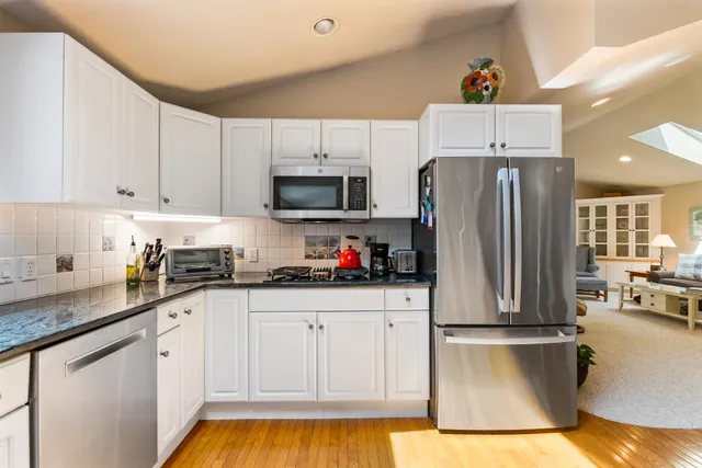 $1,300,000 | 12 Cherry Lane, Grantham, NH 03753