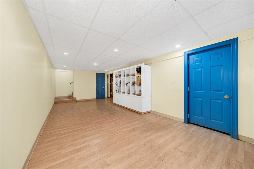 15 Aberdeen Road Methuen, MA 01844 - Photo 27 of 34
