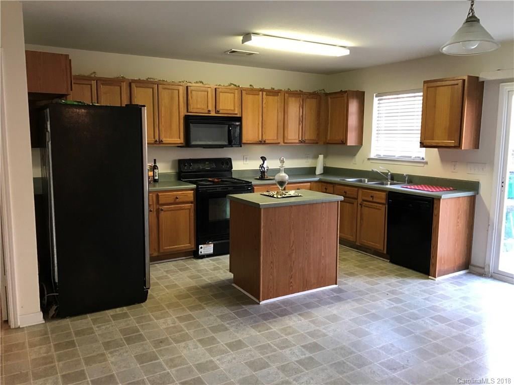5131 Raspberry Knoll Drive, Unit 73 Charlotte, NC 28208 - Photo 3 of 3