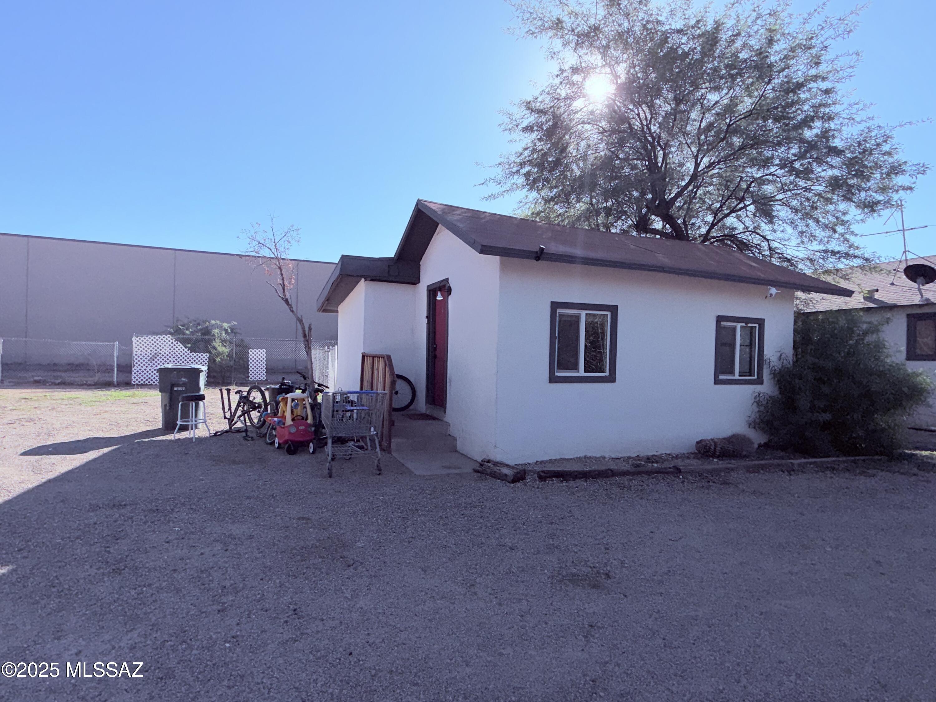 525 East Navajo Road Tucson, AZ 85705 - Photo 27 of 33