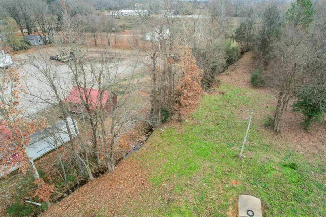 $799,000 | 1020 Mulberry Avenue, Selmer, TN 38375