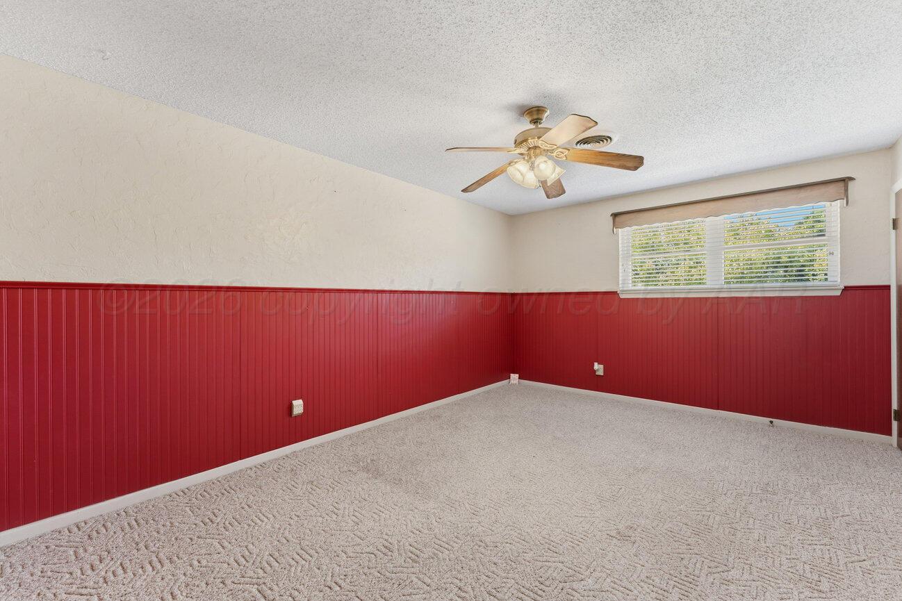 205 Houston Street Borger, TX 79007 - Photo 42 of 57 Upstairs Bedroom 3