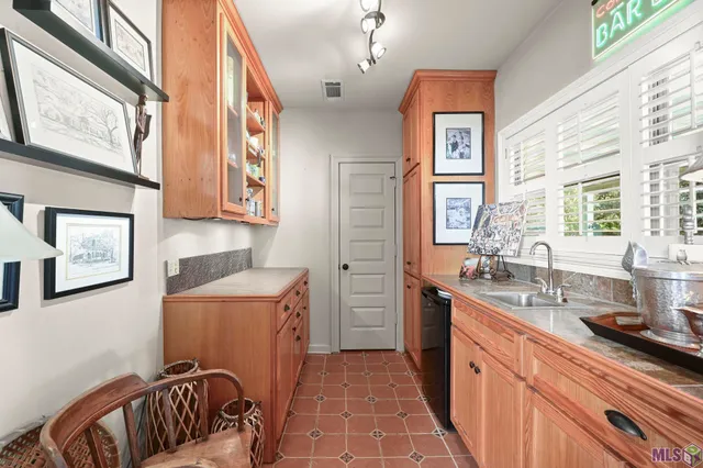 $925,000 | 440 LSU Avenue, Baton Rouge, LA 70808