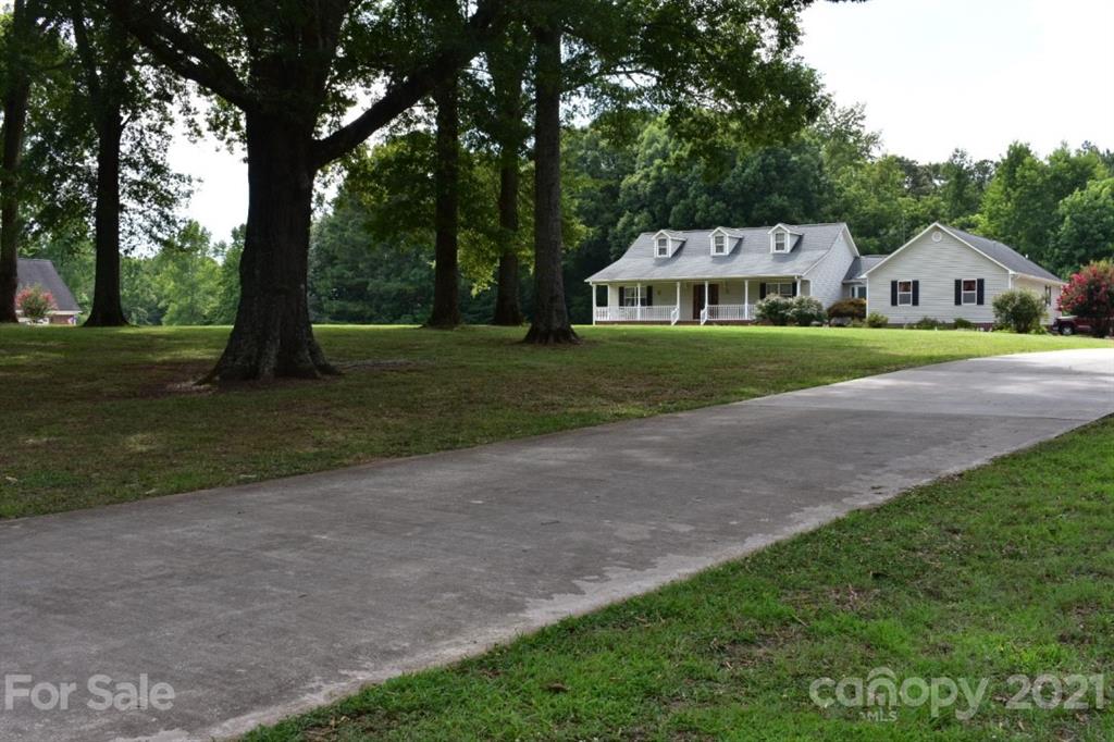 435 Potter Road Lancaster, SC 29720 - Photo 3 of 40 Gallery Image 3