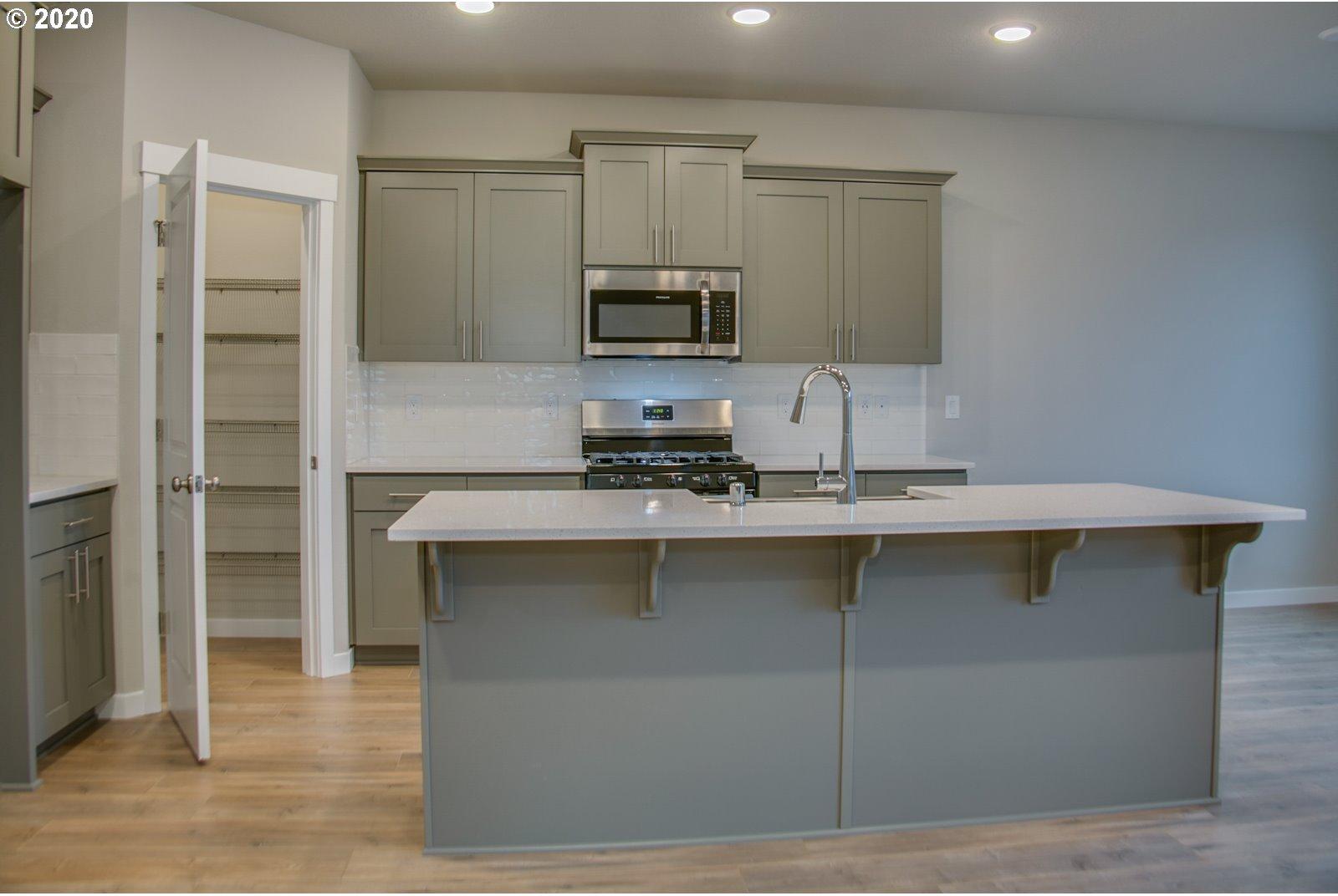 8613 North 1st Street, Unit LT90 Ridgefield, WA 98642 - Photo 7 of 9 Gallery Image 7