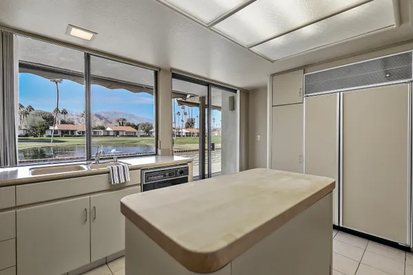 $3,200 | 11 Ronda Drive, Rancho Mirage, CA 92270