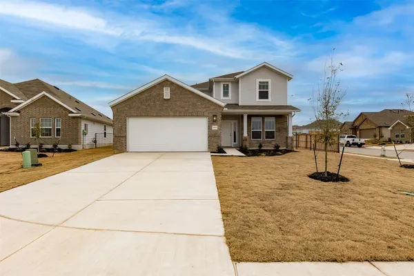 $2,400 | 15501 Lustrous Amber Cove, Del Valle, TX 78617
