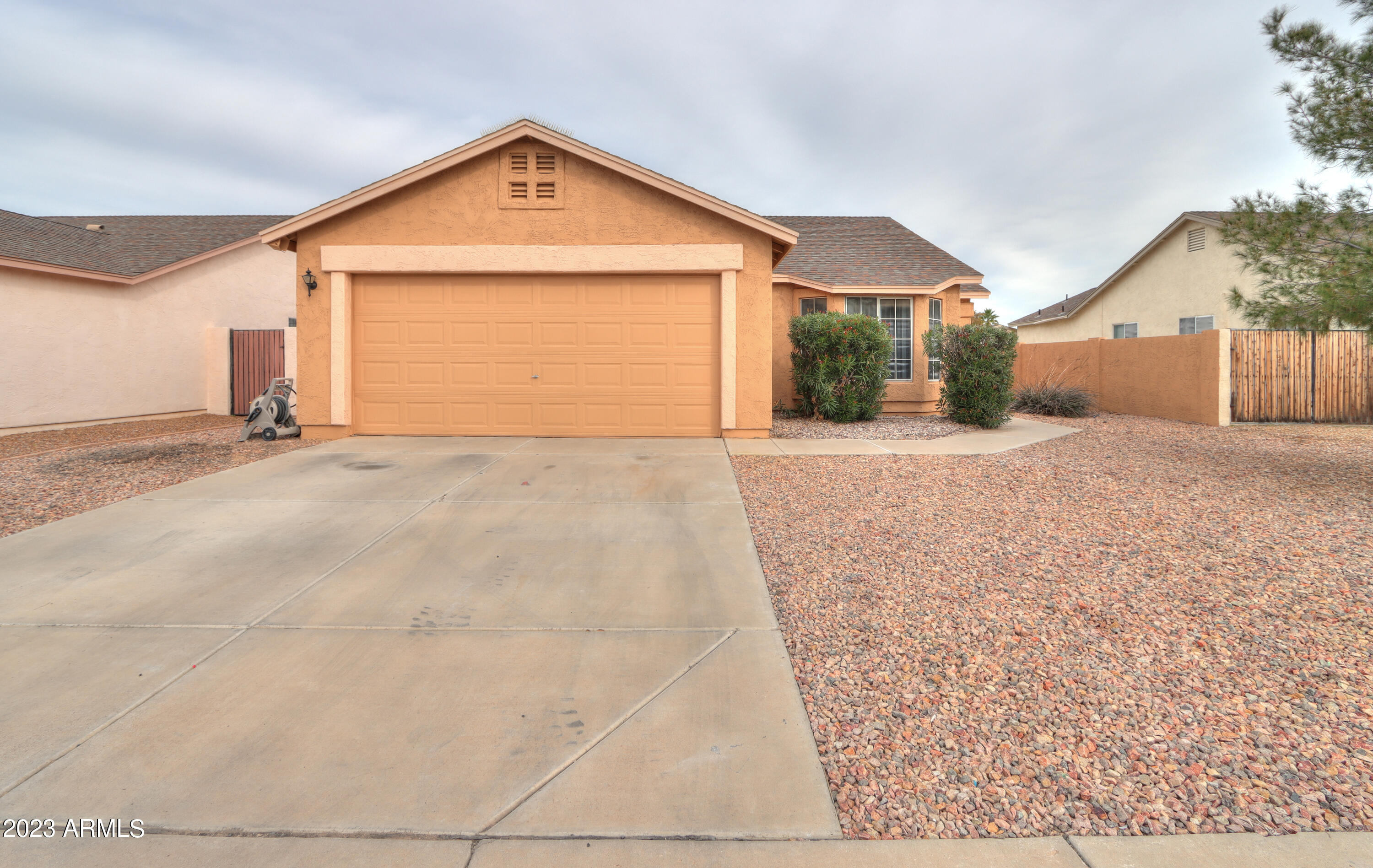 1762 East Sycamore Road Casa Grande, AZ 85122 - Photo 2 of 33 02