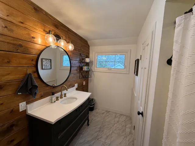 $225,000 | 1712 28th Street, Two Rivers, WI 54241