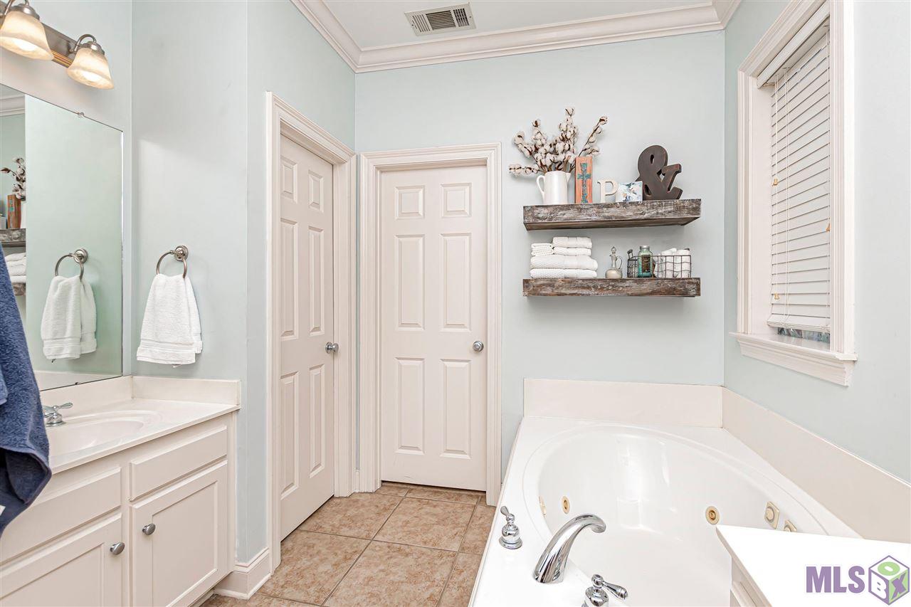 2233 Spring Pointe Drive Baton Rouge, LA 70810 - Photo 14 of 24 Gallery Image 14