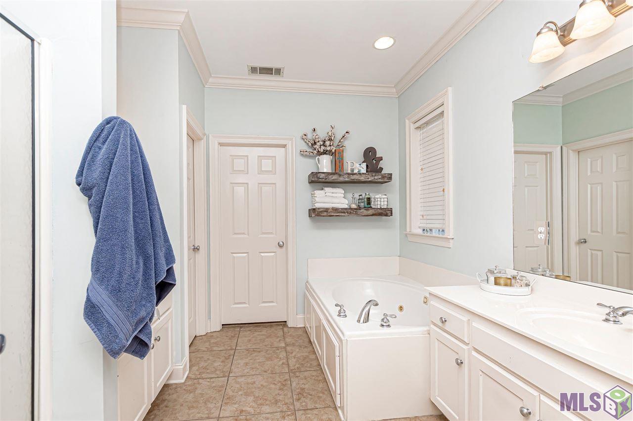 2233 Spring Pointe Drive Baton Rouge, LA 70810 - Photo 15 of 24 Gallery Image 15
