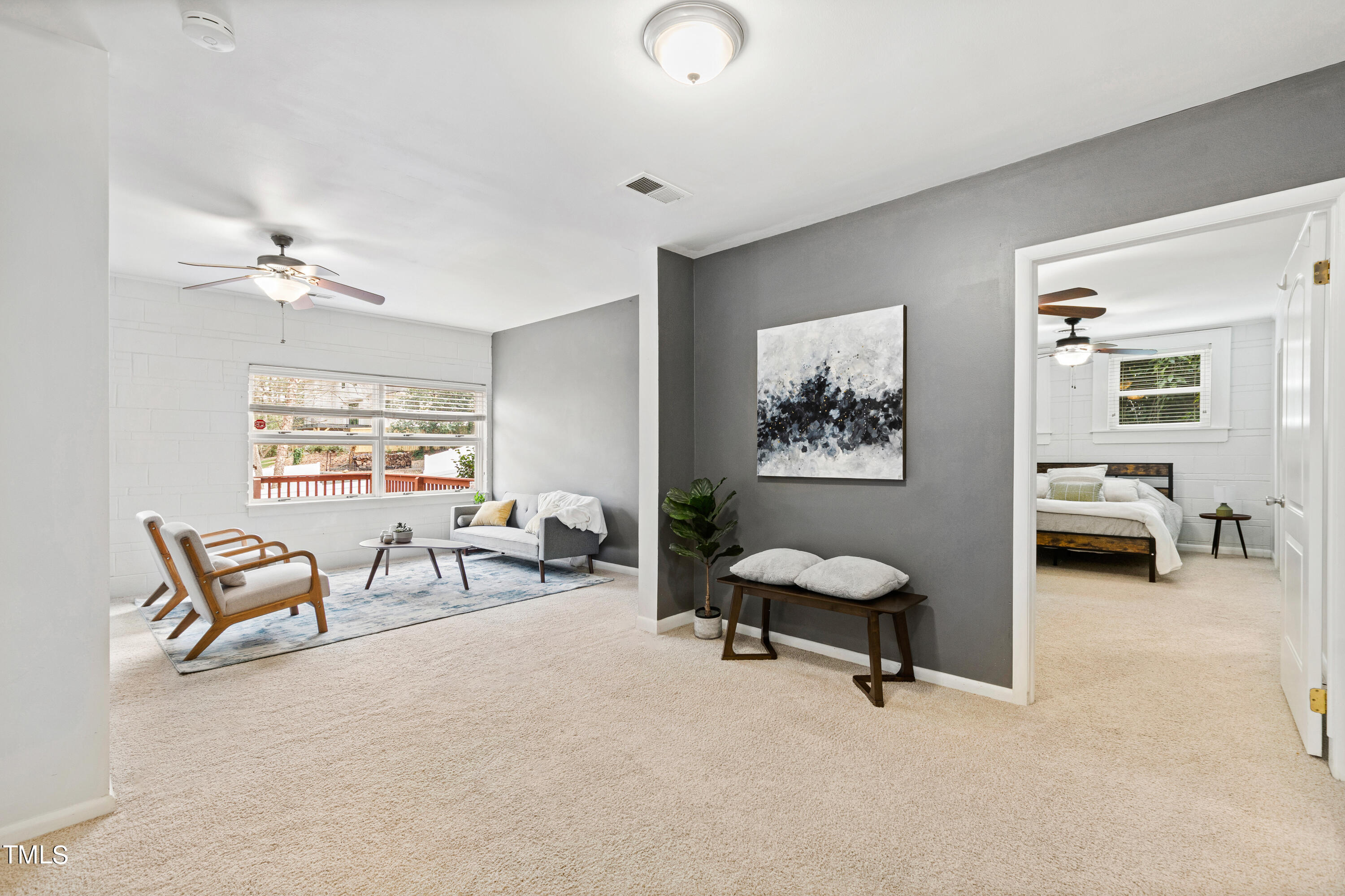 1206 Canterbury Road Raleigh, NC 27608 - Photo 25 of 37 Landing