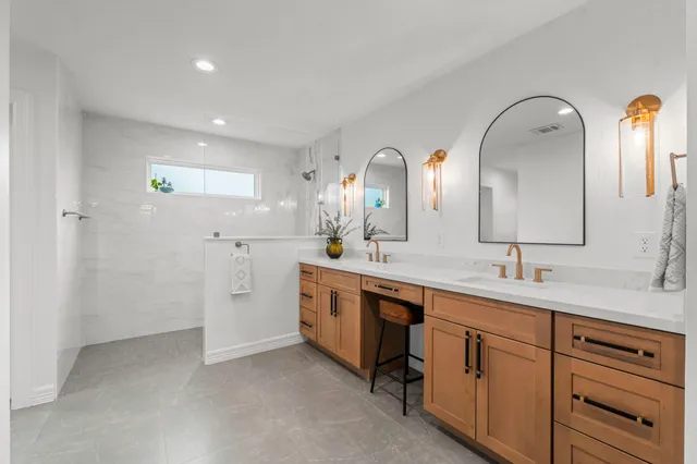 $559,500 | 2107 Level Oak Place, The Woodlands, TX 77380