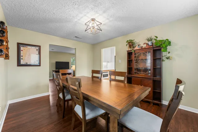 $559,500 | 2107 Level Oak Place, The Woodlands, TX 77380