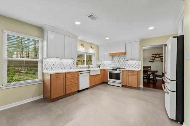 $559,500 | 2107 Level Oak Place, The Woodlands, TX 77380