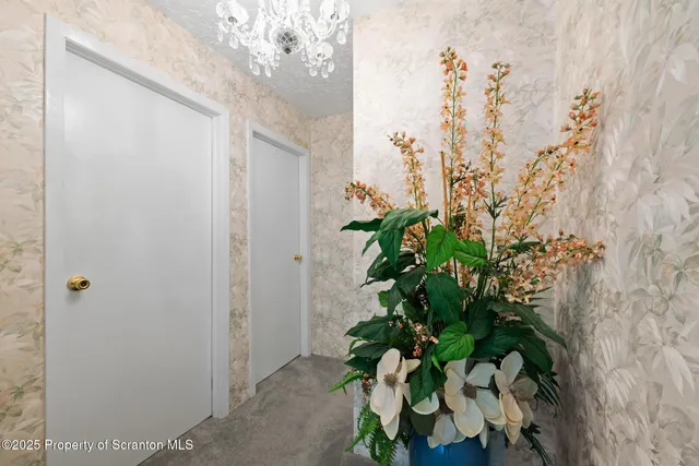 $359,500 | 15 Frank Street, Carbondale, PA 18407