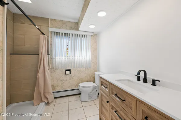 $335,000 | 15 Frank Street, Carbondale, PA 18407