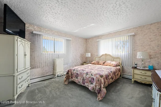 $359,500 | 15 Frank Street, Carbondale, PA 18407