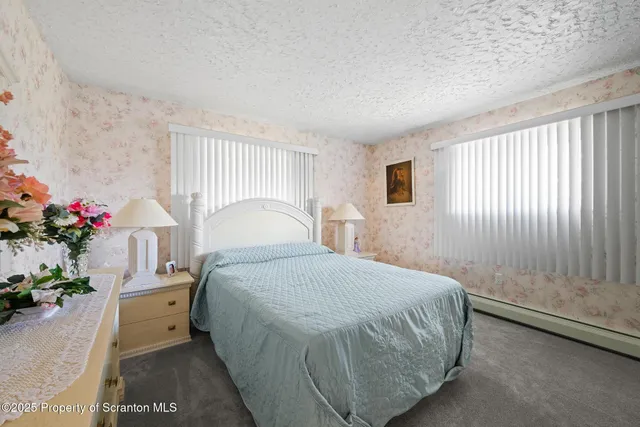 $359,500 | 15 Frank Street, Carbondale, PA 18407