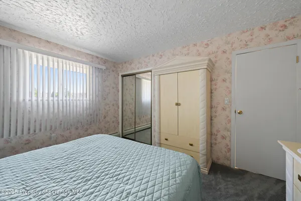 $335,000 | 15 Frank Street, Carbondale, PA 18407
