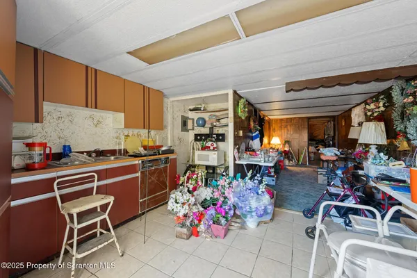 $335,000 | 15 Frank Street, Carbondale, PA 18407