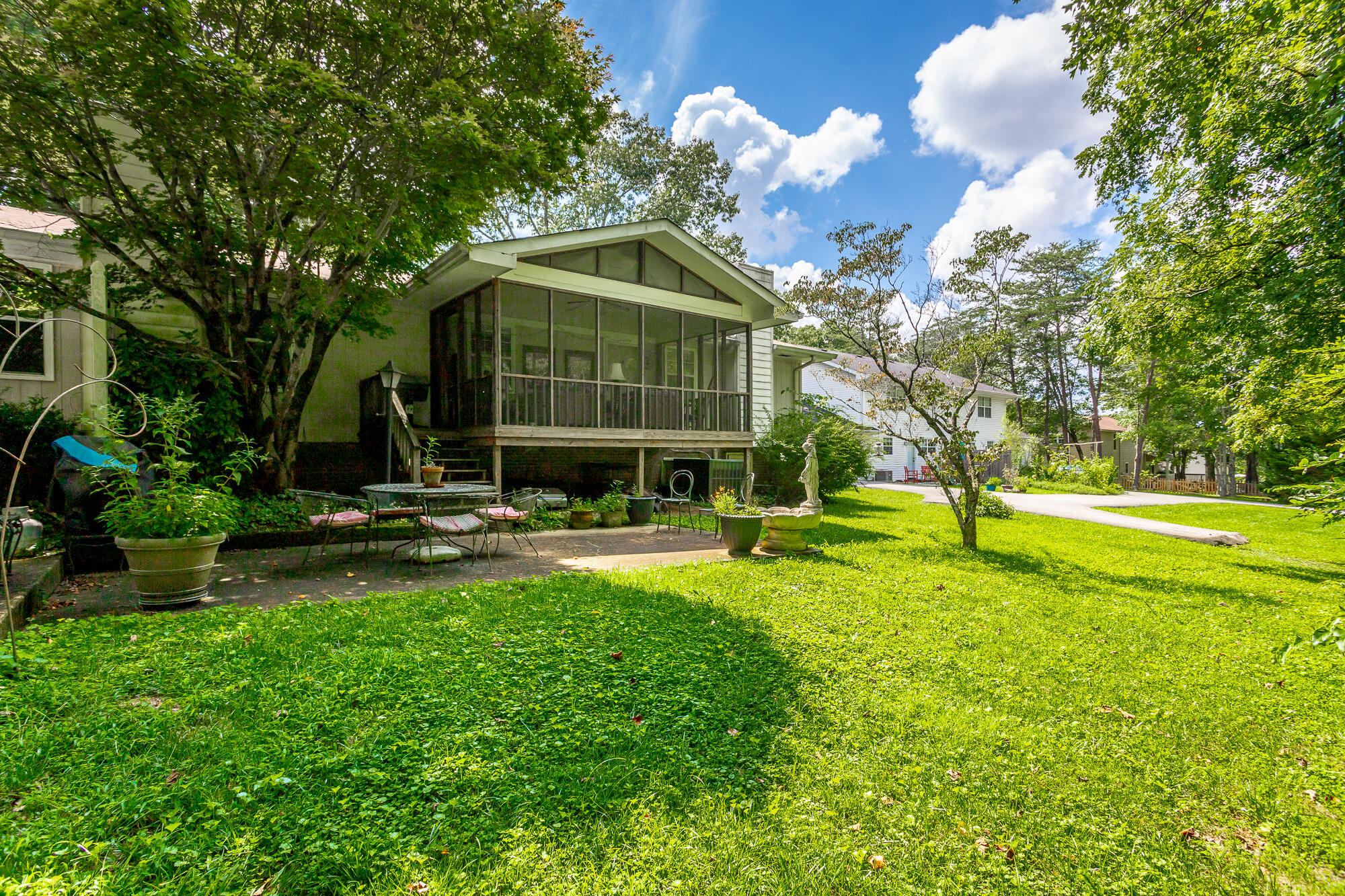 844 South Murrell Road Signal Mountain, TN 37377 - Photo 11 of 43 Exterior 11