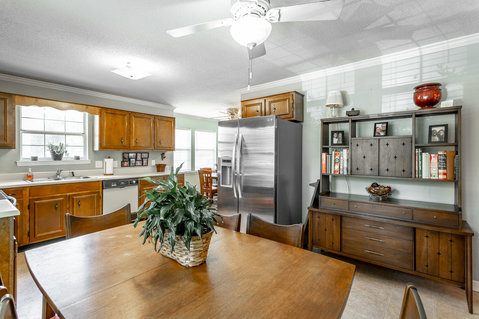 844 South Murrell Road Signal Mountain, TN 37377 - Photo 29 of 43 Interior B 3