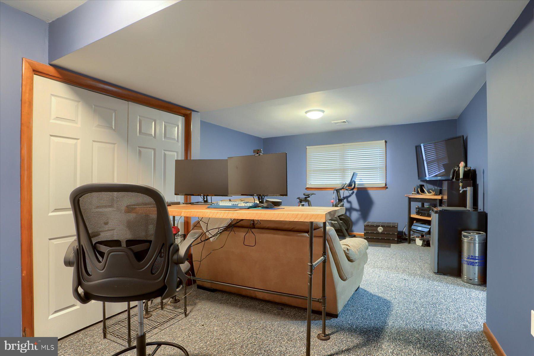 6435 Taunton Road Harrisburg, PA 17111 - Photo 23 of 36 Gallery Image 23