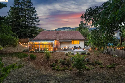 $895,000 | 5672 Torrey Pine Court, El Sobrante, CA 94803