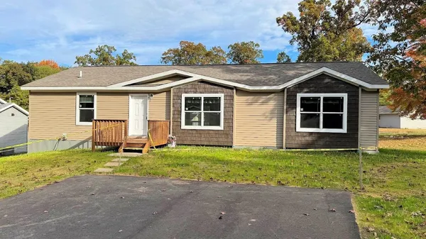 $2,200 | 73 Morningside, Baraboo, WI 53913