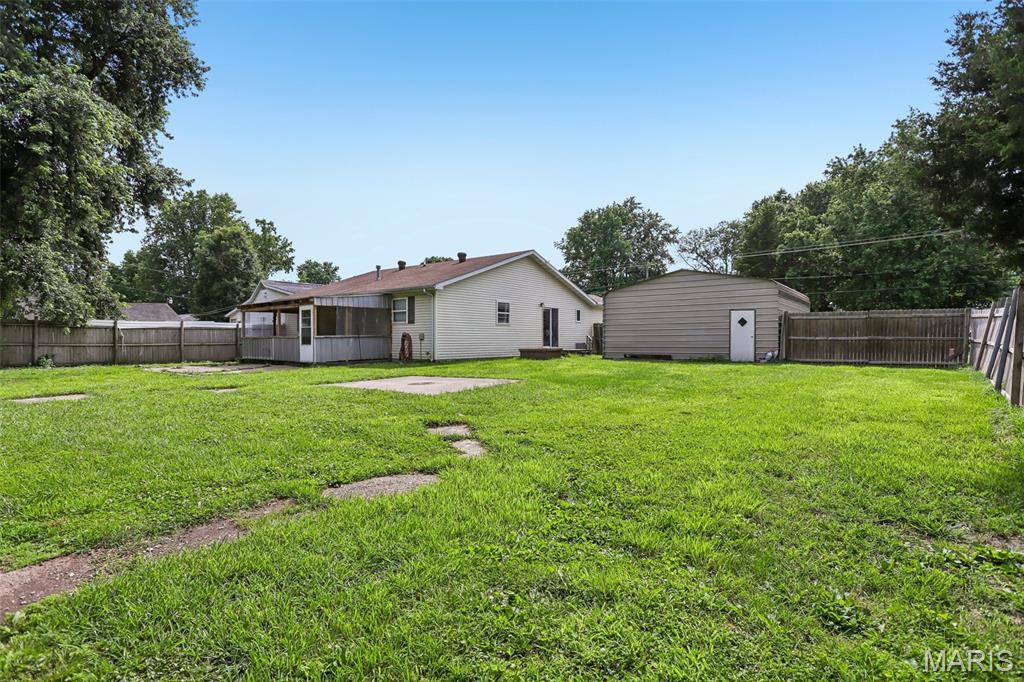 706 North Locust Street Litchfield, IL 62056 - Photo 19 of 24