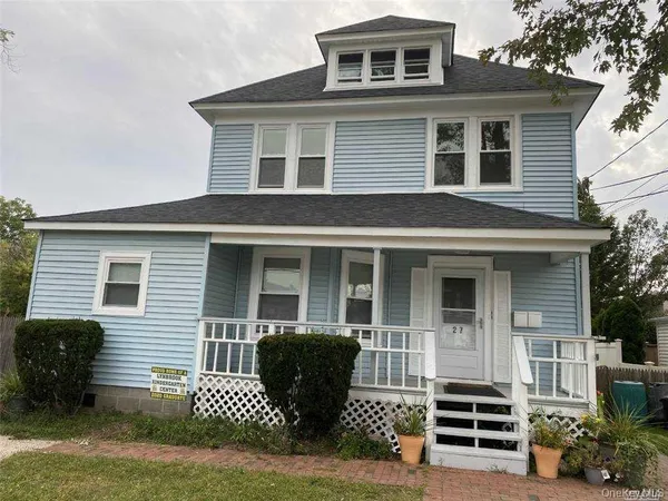 $3,600 | 27 Park Place, Unit 2, Lynbrook, NY 11563