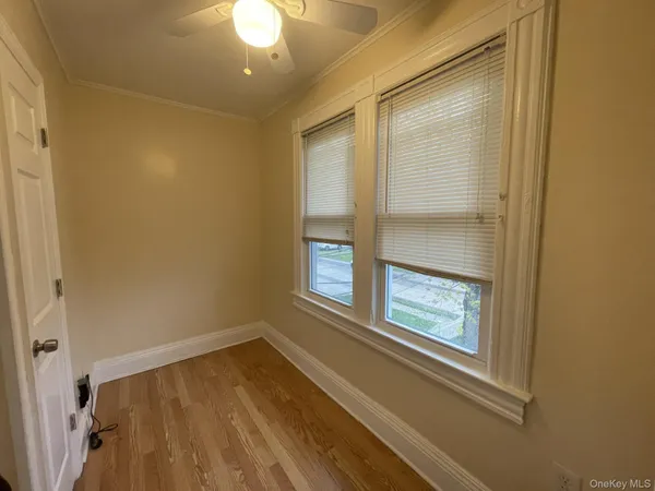 $3,600 | 27 Park Place, Unit 2, Lynbrook, NY 11563