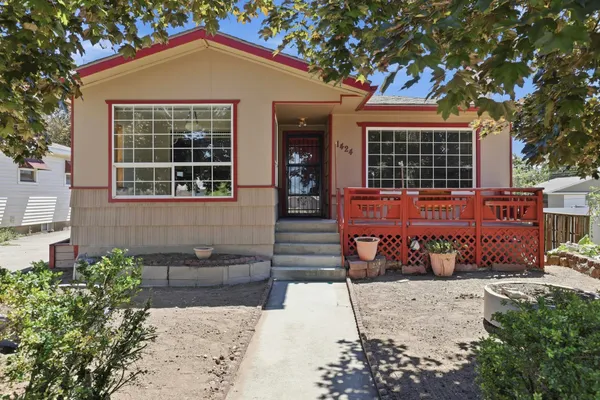 $329,900 | 1424 East Empire Avenue, Spokane, WA 99207
