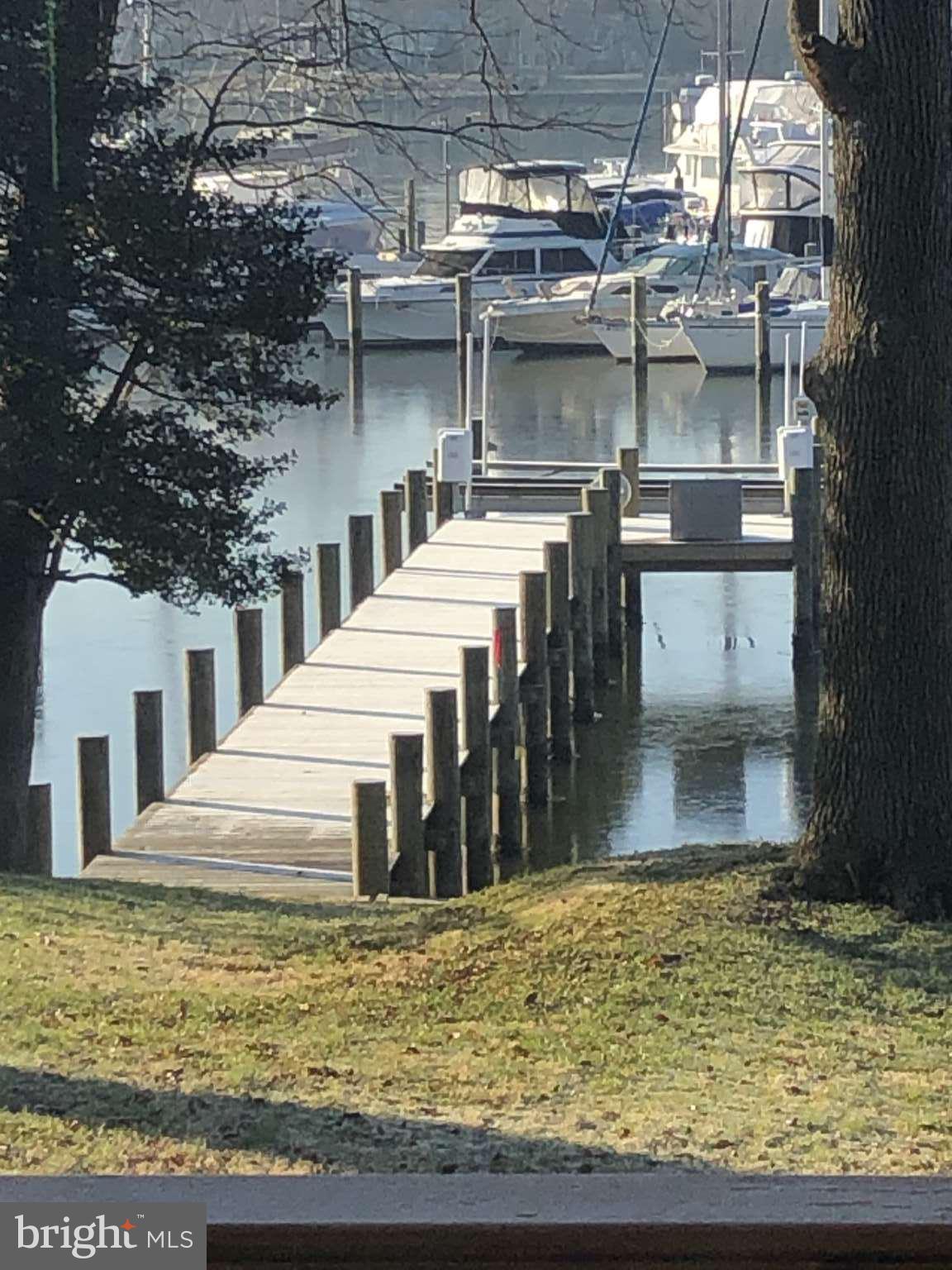 222 Bar Harbor Road Pasadena, MD 21122 - Photo 1 of 25