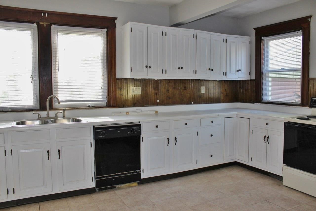 13 Clement Road Springfield, VT 05156 - Photo 11 of 17