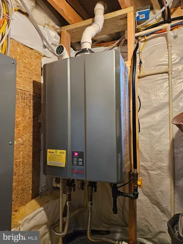 $525,000 | 8168 Elm Tree Court, Lincoln, DE 19960