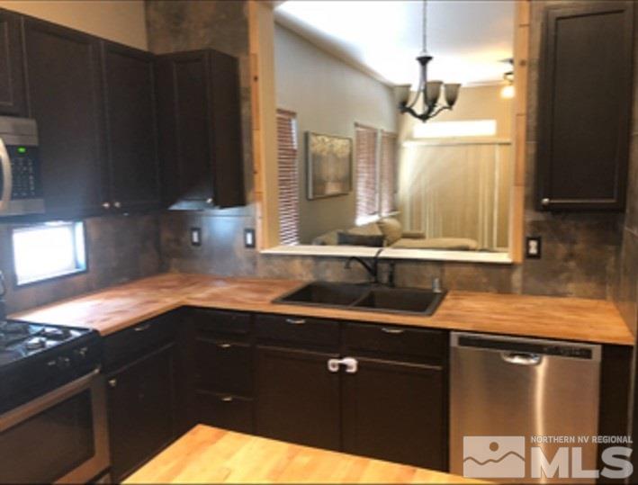 5411 Daybreak Drive Reno, NV 89523 - Photo 3 of 7 Photo 3