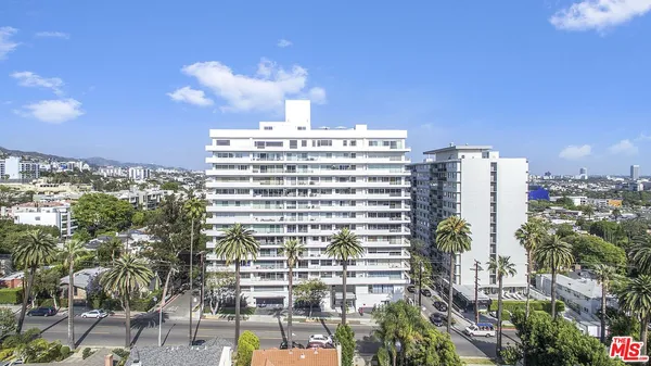 $8,495 | 838 North Doheny Drive, Unit 807, West Hollywood, CA 90069
