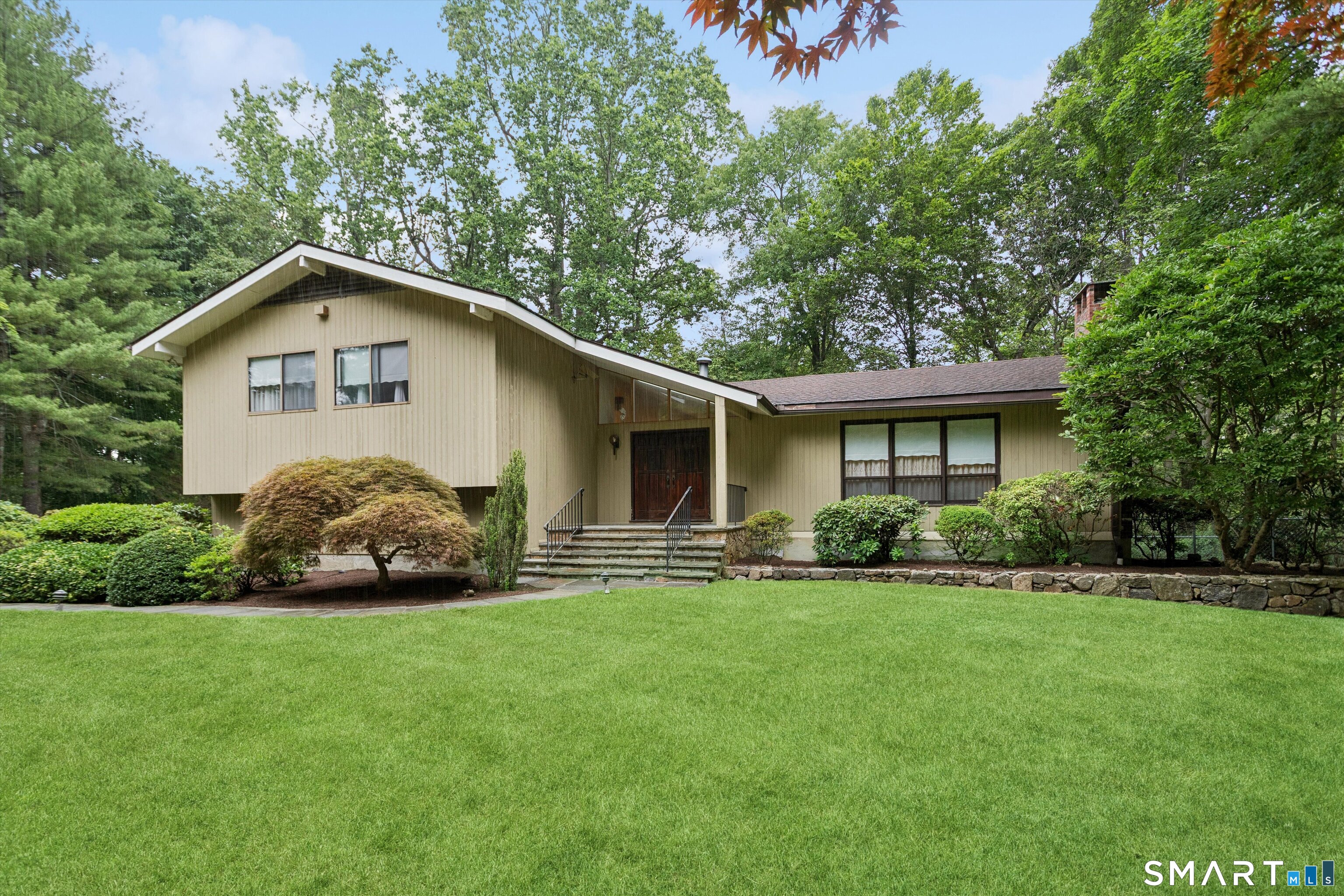 212 West Norwalk Road Norwalk, CT 06850 - Photo 3 of 39