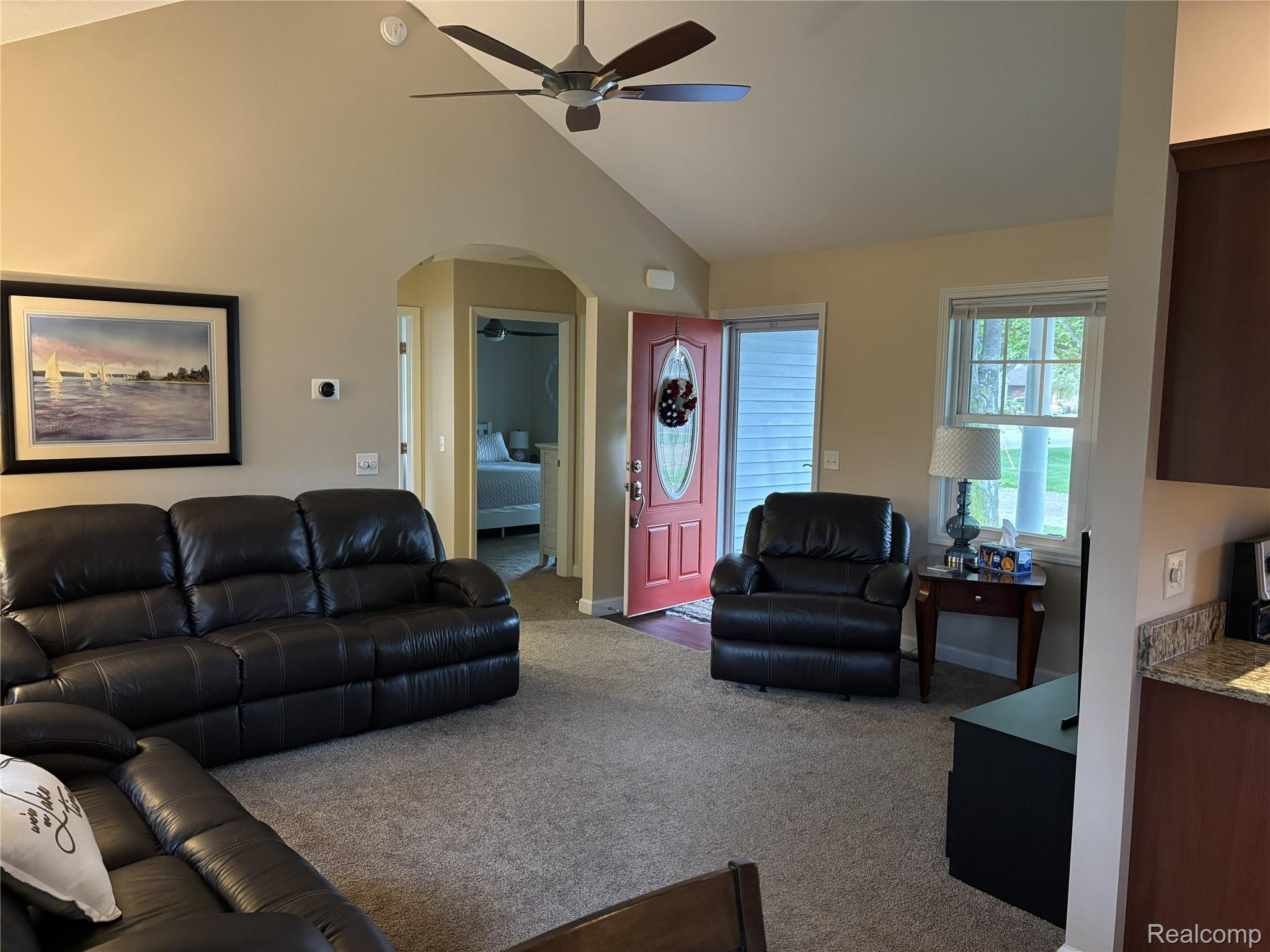 243 Ruddiman Drive Muskegon, MI 49445 - Photo 14 of 39 14.jpg
