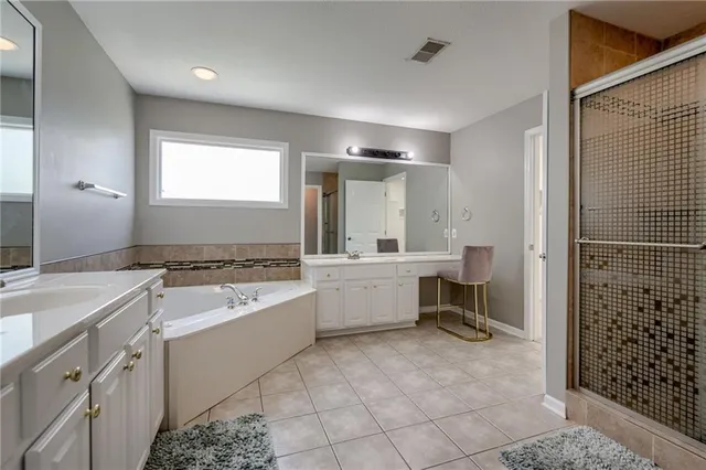 $690,000 | 14608 Chadwick Street, Leawood, KS 66224